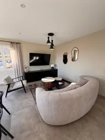 New house - Image 3