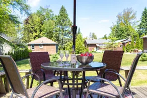 Beach side | Free Parking | sleeps 8 - Image 4