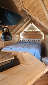 The Hut - Image 3