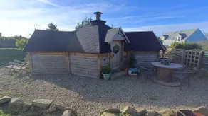 The Hut - Image 5