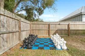 Bama beach bungalow Hot tub mini golf arcade games - Image 2