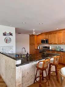 Lakefront pool house, jacuzzi Beachfront - Image 5