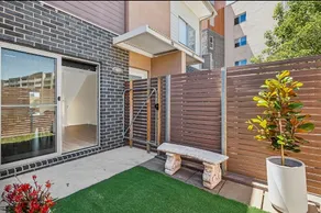 Modern Townhouse in Wright - Image 4