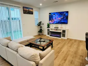 Cute & Cozy House - Image 2