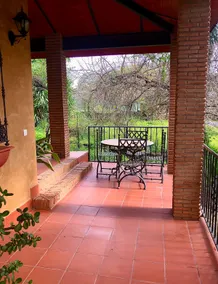 Villas, 3 self contained 2 bedroom apartments - Image 5