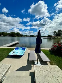 Lakefront Home, Sleeps 10, 3.5 bath, Kayaks & Dock - Image 4