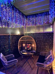 Flowery and modern apartment with terrace - Image 3