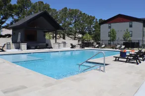 Luxe King Suite, Cozy Sectional, Gym, Pool, Amp - Image 2
