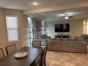 Charming Westside Location - Image 5