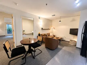 Cream City Industrial Loft Near Fiserv with Parking - Suite 4 - Sleeps 8 - Image 2
