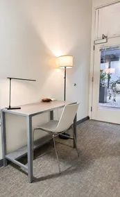 Cream City Industrial Loft Near Fiserv with Parking - Suite 4 - Sleeps 8 - Image 5