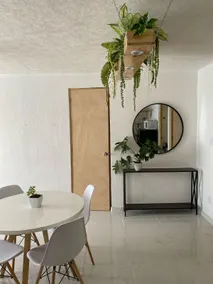Beautiful apartment in the south of the city - Image 3