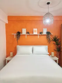 2BR w/ Kitchen Balcony | 1-Min Walk to White Beach - Image 2