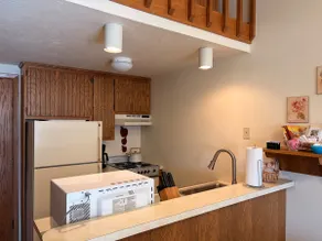 Quiet & Clean 2nd-Floor Retreat in Door County - Image 4