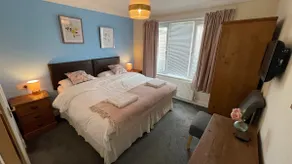 Craigard house, all rooms ensuite - Image 5