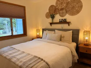 Clean & Cozy 1‑Bed First-Floor Condo - Image 5