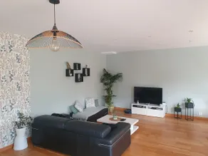 Family home ideally located in Brittany - Image 2