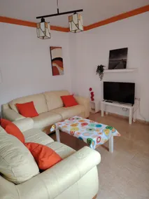 Laura's apartment - Image 4
