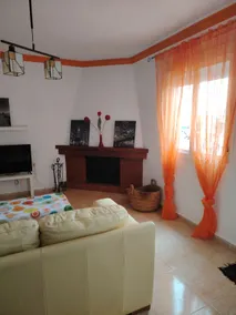Laura's apartment - Image 5