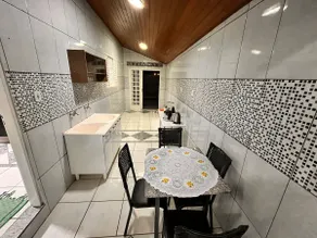 House near Barreiro. - Image 4