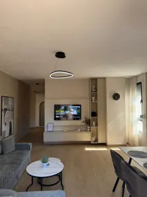 Great Seaside Apartment - Image 2