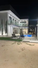 4-Bedroom House: With Full and Twin Beds - Image 5
