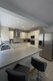 Elegant 4BR Home with Parking | Summerseat, Bury - Image 4