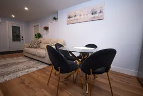Richies Place Modern 2BR, Parking & Private Entry - Image 2
