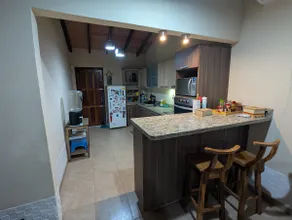 Entire house, space and comfortable - Image 4