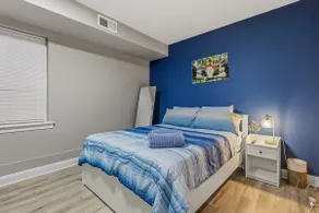 Spacious, modern 1 bed 12 min from EWR&Arcade - Image 3
