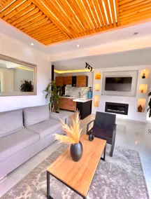 Sun Palm Cabin: Nature and Comfort in El Peñol! - Image 3