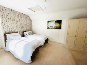 Peaceful countryside coachhome - Image 2