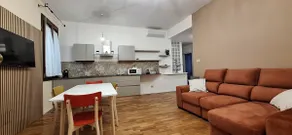 Guest House with parking and garden in Bologna - Image 5