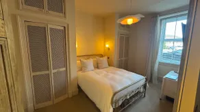 Stunning Edinburgh flat - Image 2