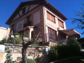 Charming rustic house - Image 5