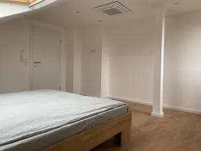 Attic apartment - Image 4