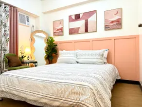 Lush 2BR|Netflix|Stunning View|55” SMART TV - Image 3