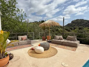 Authentic Luxury Villa in Oasis with Pool close to Malaga - Image 4