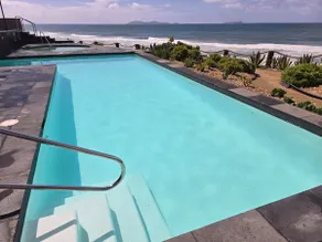 Luxurious Beachfront Apartment - Image 3
