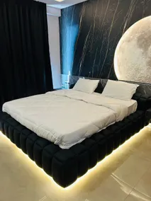 Velvet stay - Image 2