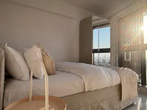 City View 2 BHK 10mins to Worli Sea Face - Image 4