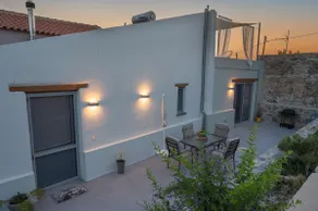 Casa Ellini unique & spacious by 8essentially - Image 2