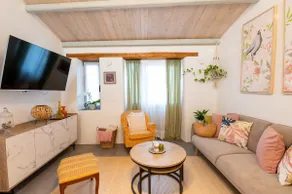 Casa Ellini unique & spacious by 8essentially - Image 5