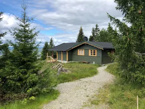 Traditional Norwegian cabin ski-in/ski-out - Image 2