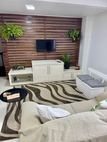 Ground Floor Studio / Family Home. - Image 3