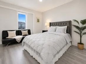 Spacious 4BR • Sleeps 9 • Near LEC & Hwy 1 - Image 4