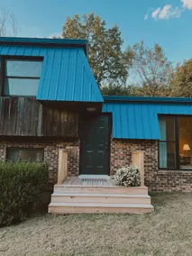 Blue Sky Retreat - Image 4