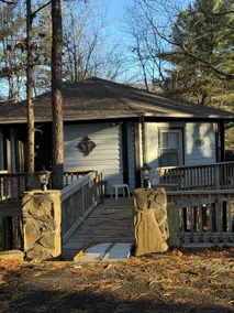 Unique Octagon Cabin, Private and Peaceful - Image 2