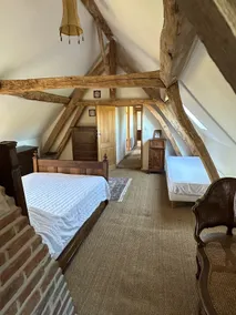 Norman farmhouse with swimming pool and garden - Image 3