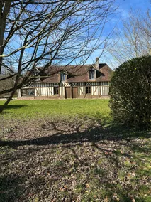 Norman farmhouse with swimming pool and garden - Image 4